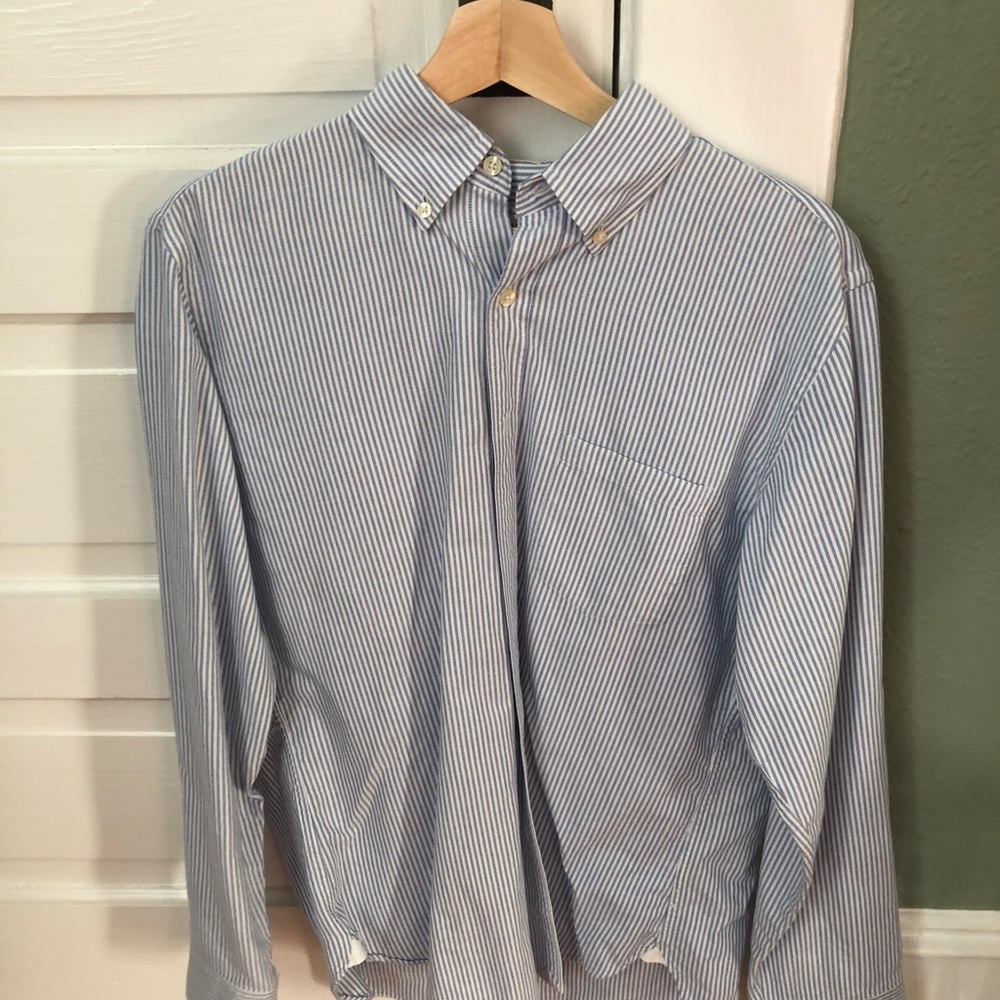 JCrew Men’s Tailor Fit Oxford Medium